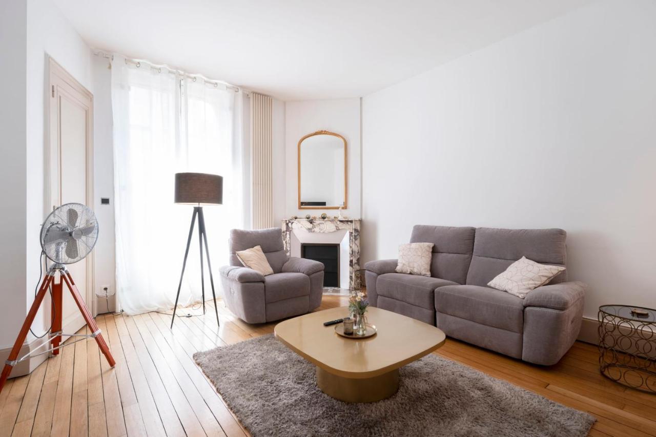Luxe Poincare Apartment Нанси Екстериор снимка