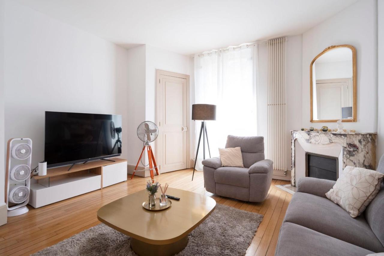 Luxe Poincare Apartment Нанси Екстериор снимка